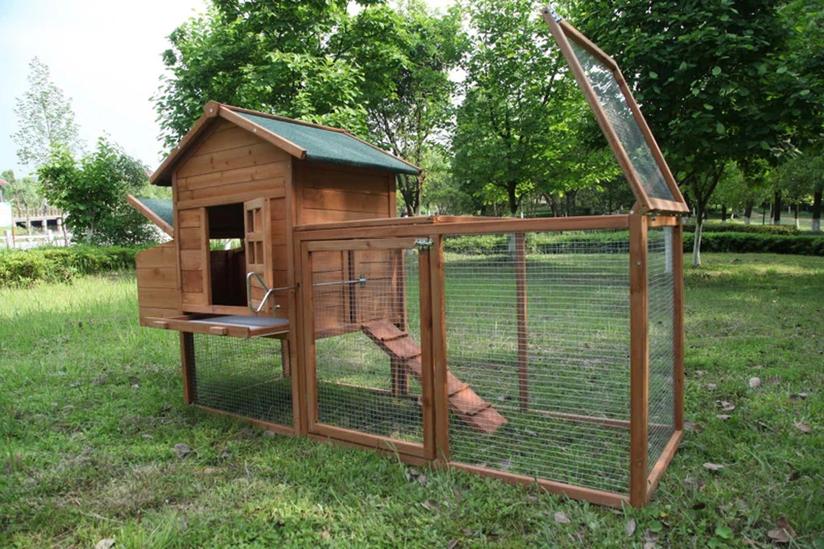 Zebediah 12 Square Feet Chicken Coop with Chicken Run for up to 3 Chickens