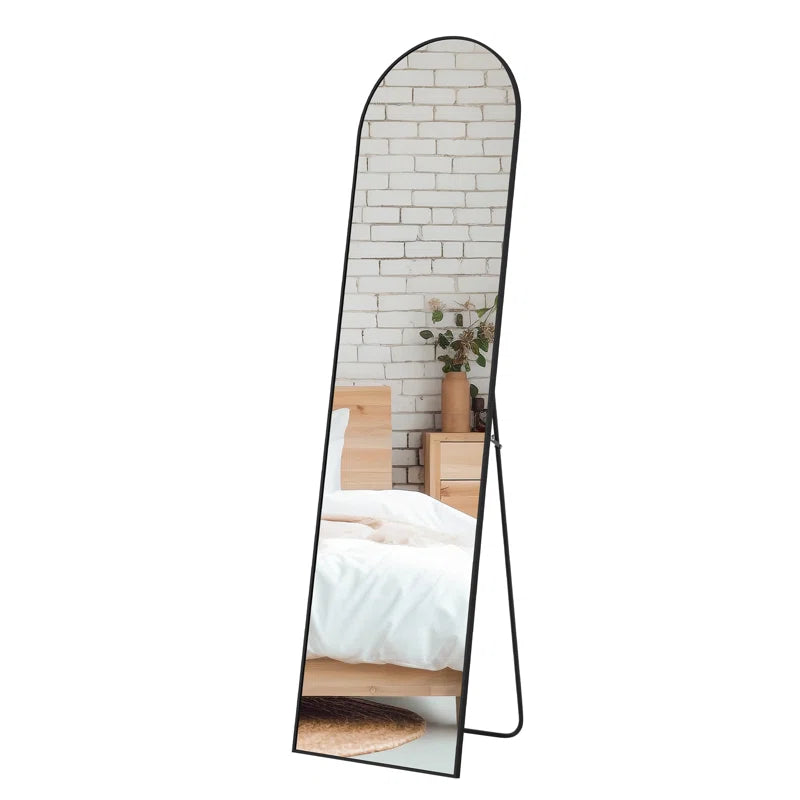 Nayelis Metal Arch Mirror