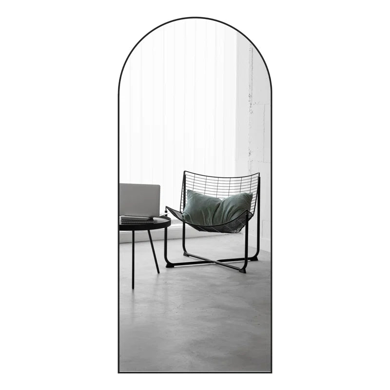 Nayelis Metal Arch Mirror