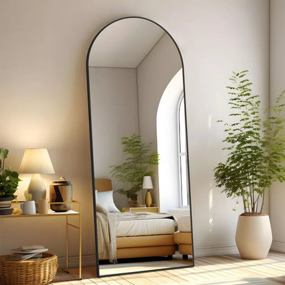 Nayelis Metal Arch Mirror